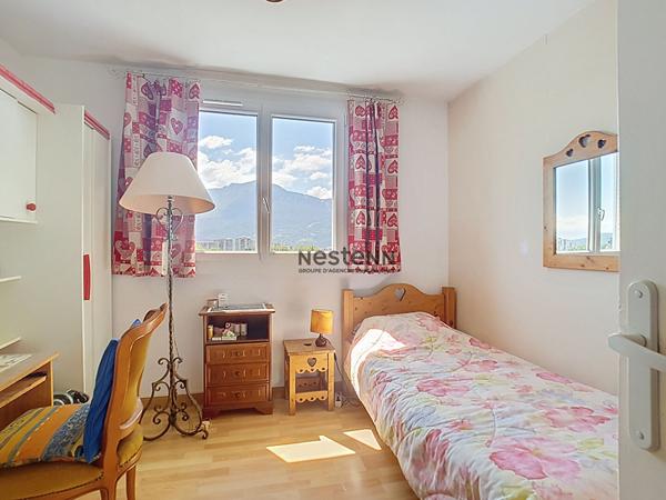 Appartement Grenoble 4 pièce(s) avec 3 chambres de 67 m2 avec vue sur les massifs