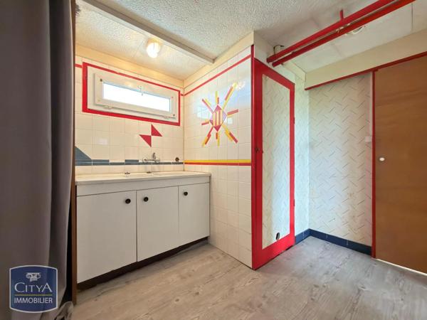 Maison à louer 3 pièces 105.4m² Saint-Pantaléon-de-Larche (19600)