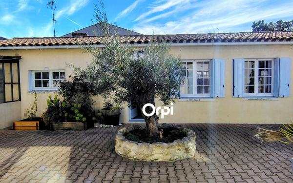 Maison à vendre    7 pièces •  Marennes