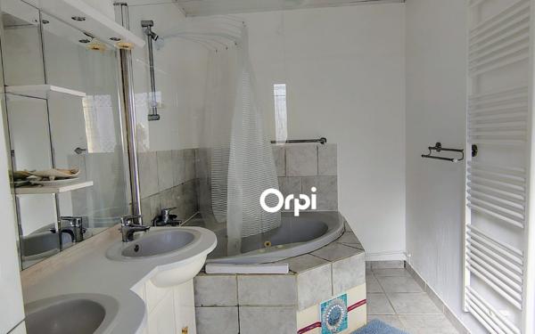 Maison à vendre    7 pièces •  Marennes