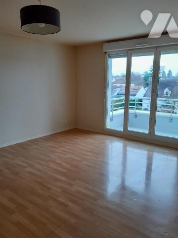 SAINT-JEAN-DE-LA-RUELLE -  DANS RESIDENCE - APPARTEMENT T2 (49,15 m²) - BALCON - PARKING EN SOUS-SOL