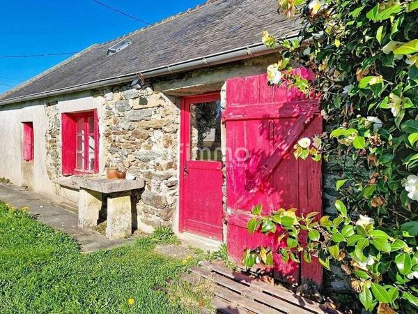 Longère en pierre, 3 pièces de 60 m² à Cast 29150