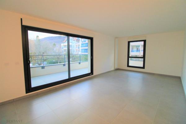 DIVONNE-LES-BAINS- Bel appartement neuf type 3 centre-ville 485.000 
