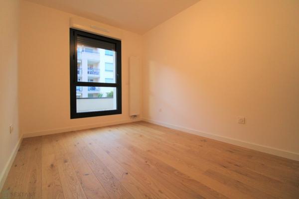 DIVONNE-LES-BAINS- Bel appartement neuf type 3 centre-ville 485.000 