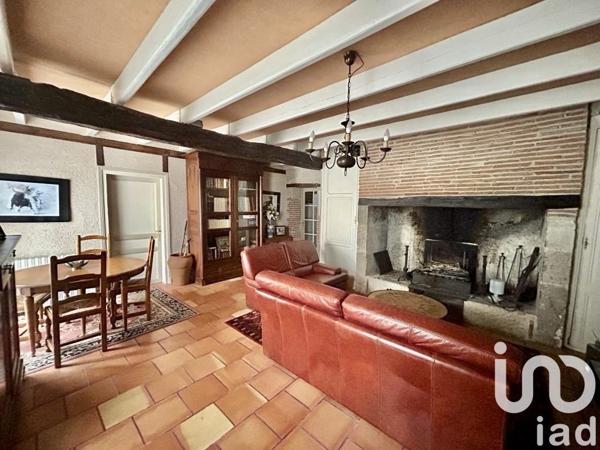 Longère 8 pièces de 230 m² à Moirax (47310)