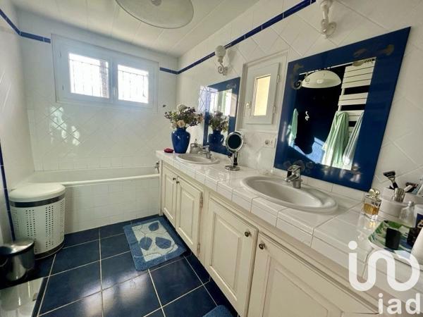 Longère 8 pièces de 230 m² à Moirax (47310)