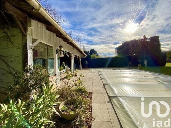 Longère 8 pièces de 230 m² à Moirax (47310)