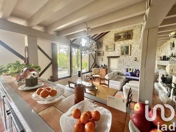 Longère 8 pièces de 230 m² à Moirax (47310)