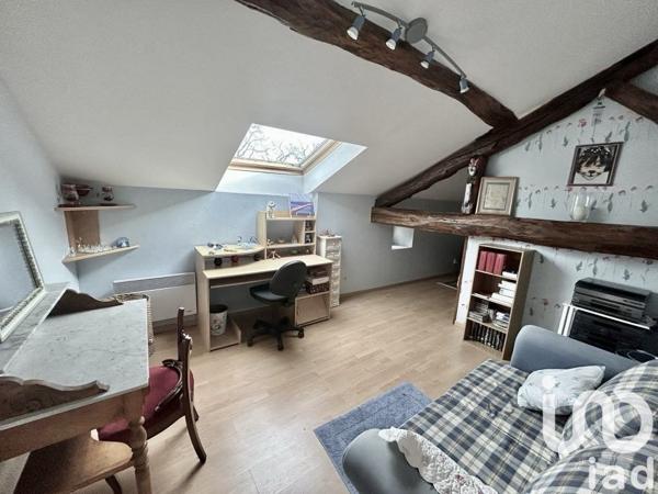 Longère 8 pièces de 230 m² à Moirax (47310)