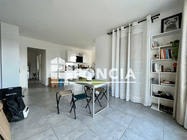 Location Appartement 3 pièces 70.7 m² - FOLLEMENT FAUBOURG Lyon 69008