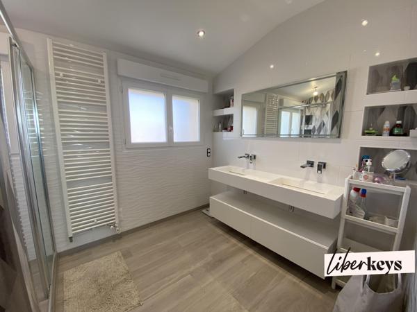 Superbe maison familiale tout proche du Plessis-Belleville