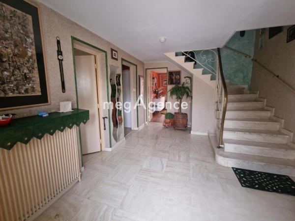 Maison à ORMESSON-SUR-MARNE, 94490 - 6 pièces 184m²