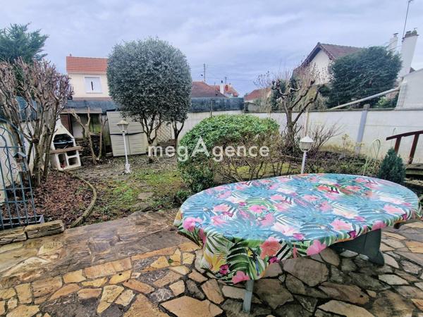 Maison à ORMESSON-SUR-MARNE, 94490 - 6 pièces 184m²