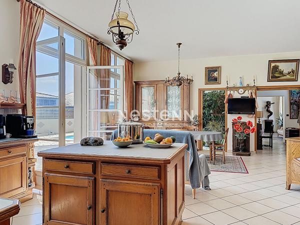 Demeure d'Exception à St Gilles Croix de Vie : Charme et Confort Modernes