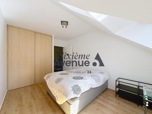 Maison 7 pièces 210.15 m2