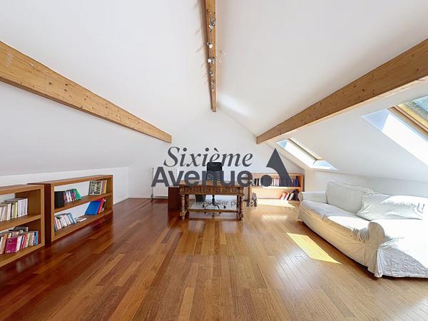 Maison 7 pièces 210.15 m2