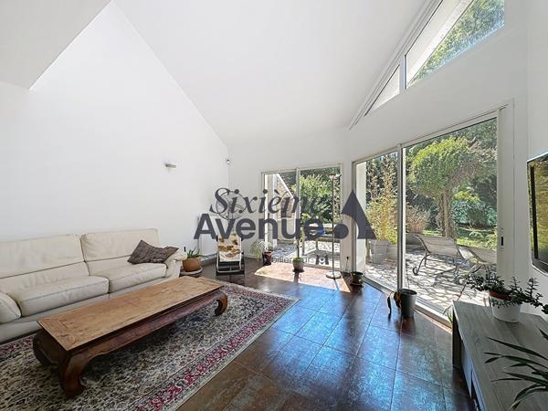 Maison 7 pièces 210.15 m2