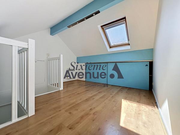 Maison 7 pièces 210.15 m2
