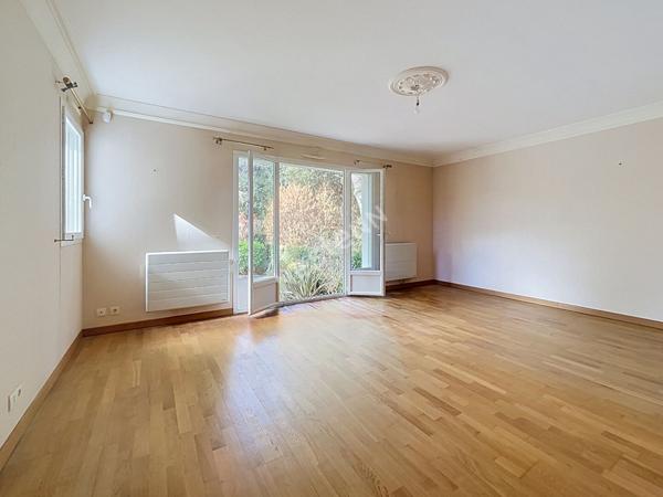 NANTES ,CHEZINE ,VASTE MAISON FAMILIALE EN IMPASSE,POSSIBILITE 2 LOGEMENTS INDEPENDANTS