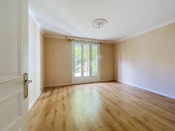 NANTES ,CHEZINE ,VASTE MAISON FAMILIALE EN IMPASSE,POSSIBILITE 2 LOGEMENTS INDEPENDANTS