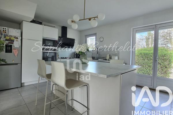 Maison à vendre 5 pièces 96 m² Claye-Souilly