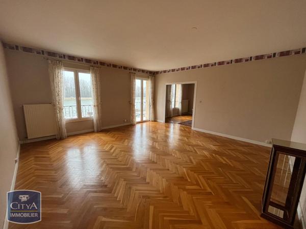 Appartement à louer 4 pièces 117.99m²