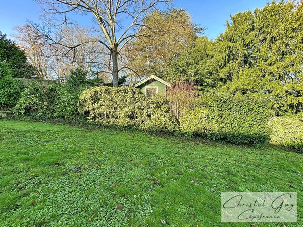 Maison de Maître, coeur de ville MONTVAL-SUR-LOIR (72), 6 chambres, terrain 2090 m²