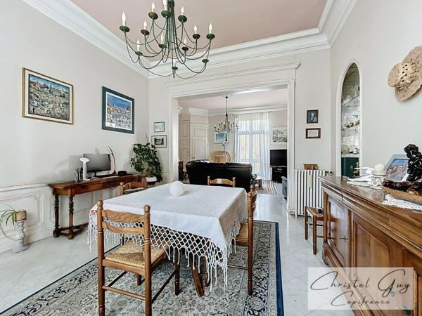 Maison de Maître, coeur de ville MONTVAL-SUR-LOIR (72), 6 chambres, terrain 2090 m²