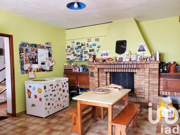 Maison à vendre 8 pièces 214 m² Saint-Sauvier