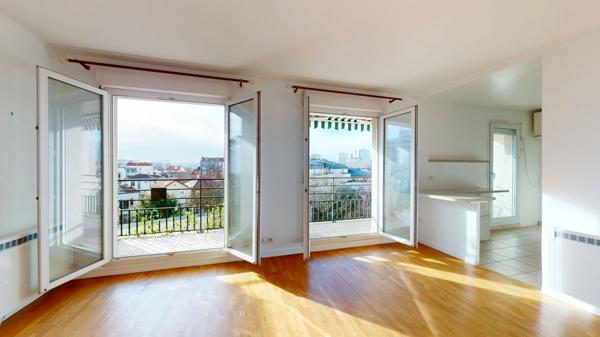 Appartement Alfortville 3 pièces 66.42 m² avec grand balcon, cave et parking