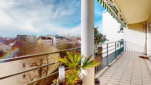 Appartement Alfortville 3 pièces 66.42 m² avec grand balcon, cave et parking