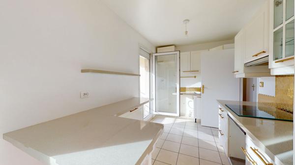 Appartement Alfortville 3 pièces 66.42 m² avec grand balcon, cave et parking