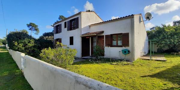 Maison 4 pièces avec garage à 350m de la mer à SAINT TROJAN LES BAINS (17)