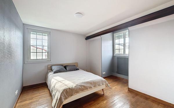 Maison à vendre    6 pièces •  Charnay-lès-Mâcon