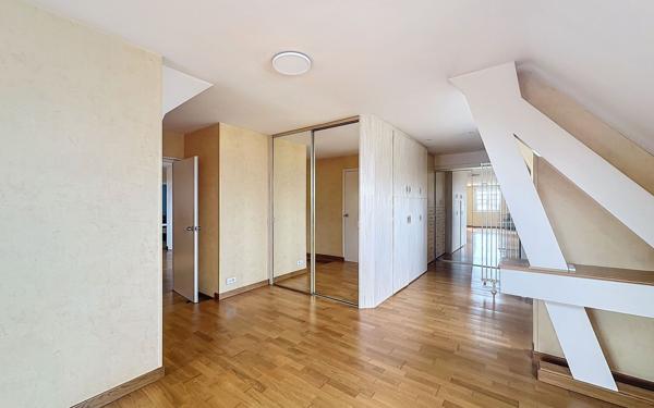 Maison à vendre    6 pièces •  Charnay-lès-Mâcon