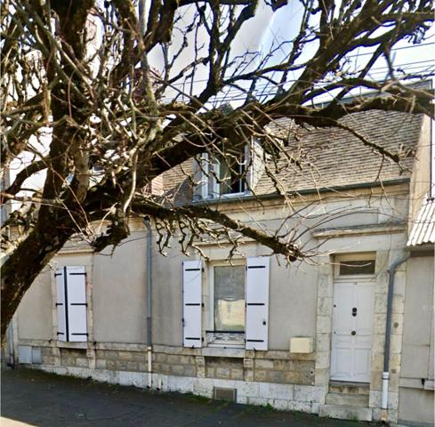 5 min du centre ville, agréable Maison de ville, 4 chambres