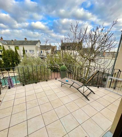 5 min du centre ville, agréable Maison de ville, 4 chambres