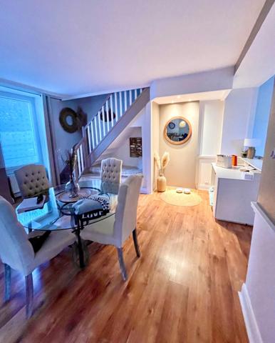 5 min du centre ville, agréable Maison de ville, 4 chambres