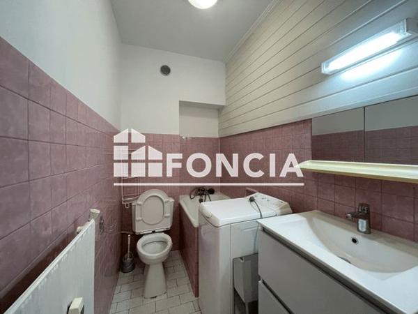 Location Studio 23.53 m² - 60 AVENUE MARCEL CASTIE Toulon 83000