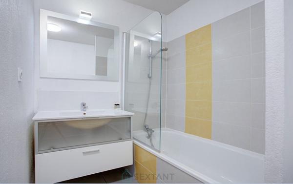 APPARTEMENT T2 PLUS CABINE. 6 COUCHAGES. TERRASSE. PARKING.