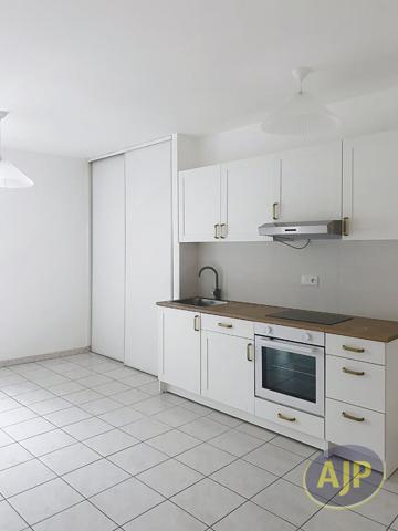 Location appartement Saint Aubin Des Chateaux : 560 € - AJP Immobilier Châteaubriant