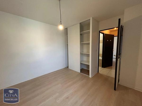 Appartement à vendre 2 pièces 48.18m² Guilherand-Granges (07500)