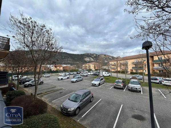 Appartement à vendre 2 pièces 48.18m² Guilherand-Granges (07500)