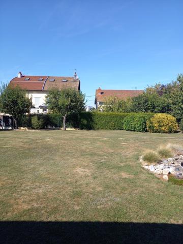 Dpt Saône et Loire (71), à vendre AUTUN maison P6 - secteur recherché