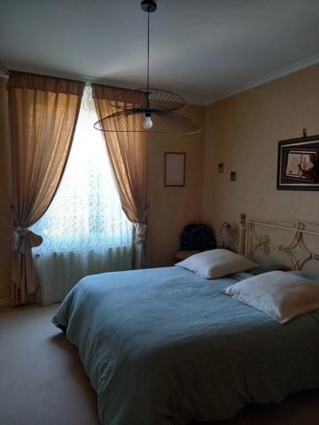 Dpt Saône et Loire (71), à vendre AUTUN maison P6 - secteur recherché