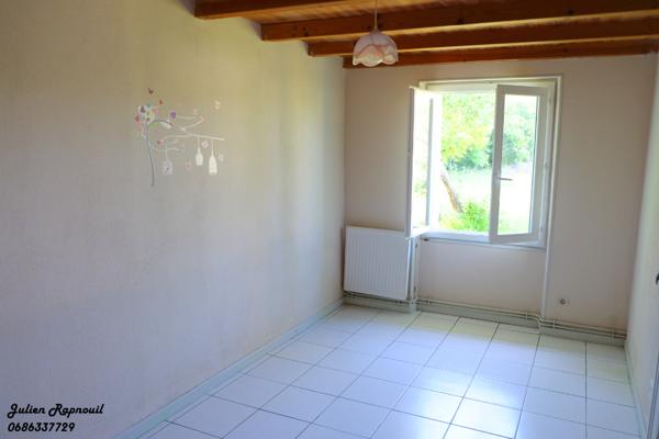 Maison 5 pièces, 75 m2 secteur Montlieu-la-Garde (17210)