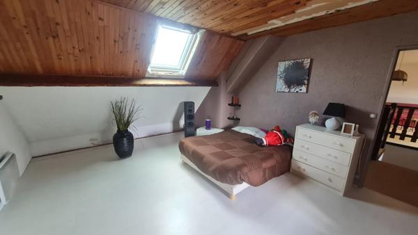 Maison 10 pièces 4 chambres 201.48 m2