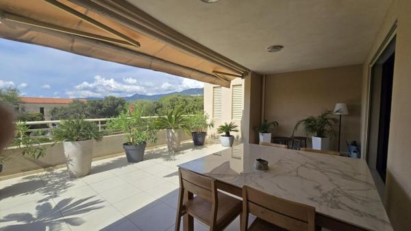 Propriano Appartement  de standing 3 pièces 73 m2 vue mer 2 terrasses 40 m2 + 10 m2