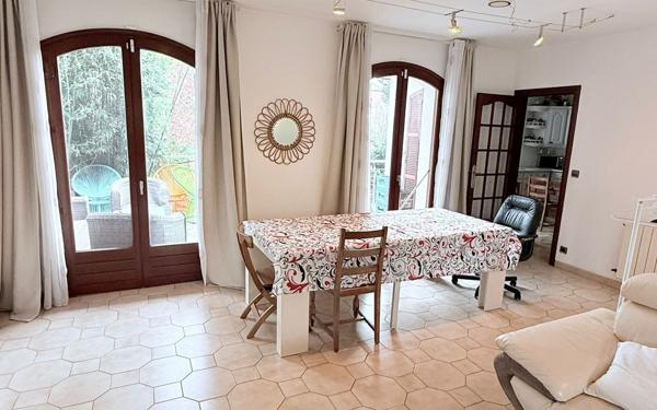 Maison à vendre    5 pièces • 145,56 m2 La Courneuve