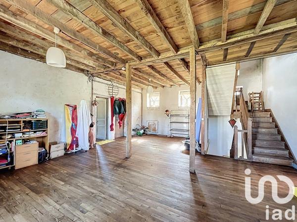 Maison à vendre 10 pièces 375 m² Saint-Étienne-de-Puycorbier